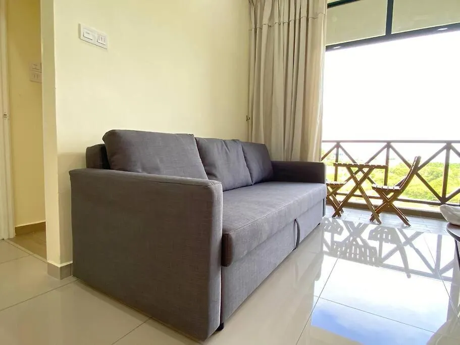 Luscious~ Walking Distance To See, Shop And Eat Malacca